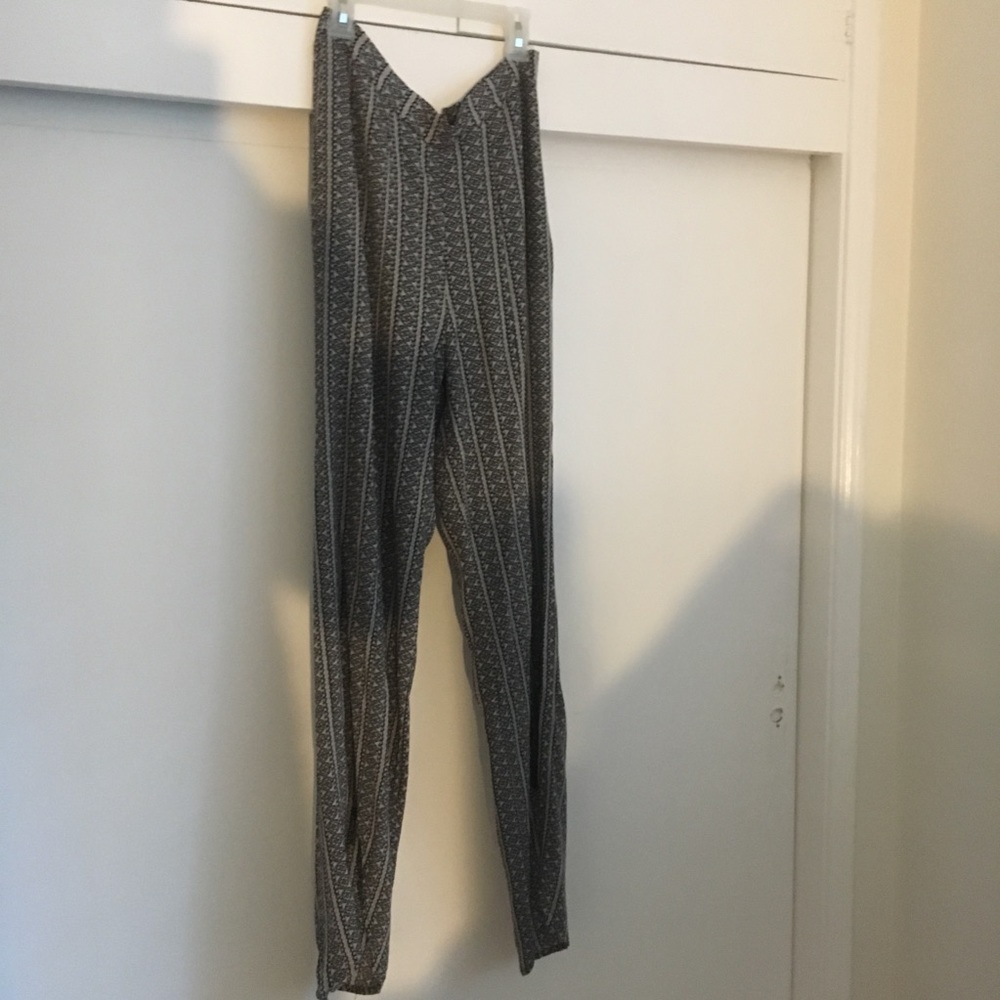 Pattern Pants - Picture 2 of 4